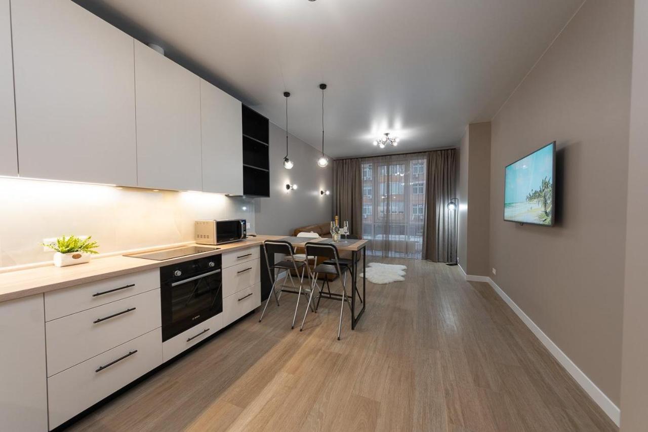 New Modern Apartments. Metro Minskaya 基輔 外观 照片