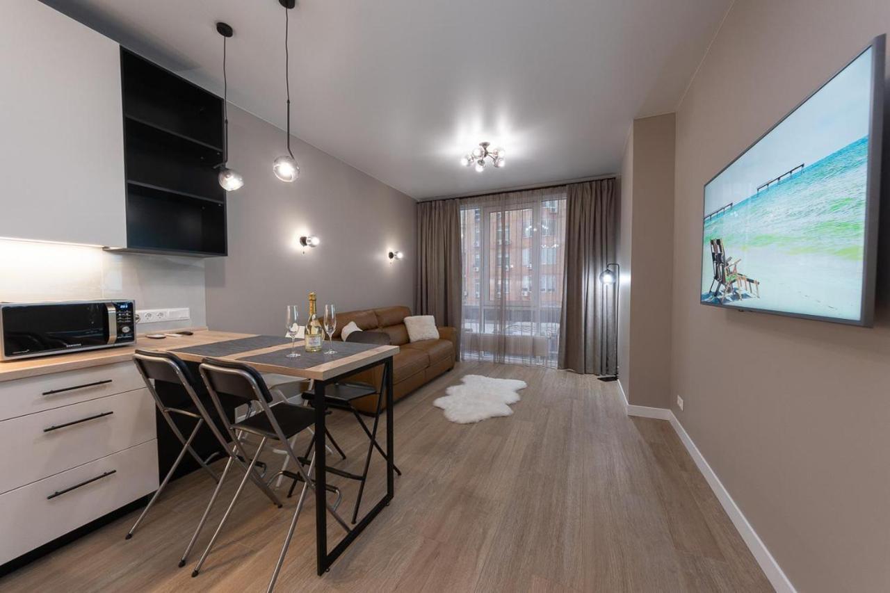 New Modern Apartments. Metro Minskaya 基輔 外观 照片
