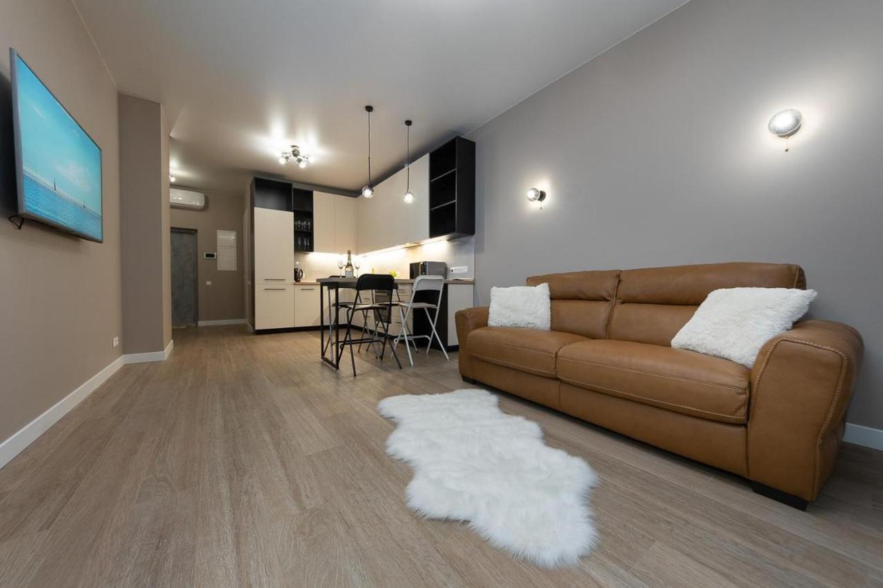 New Modern Apartments. Metro Minskaya 基輔 外观 照片